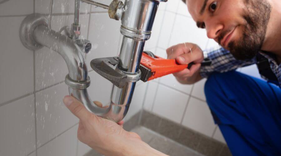 Professional same day plumber services in New Douglas, IL